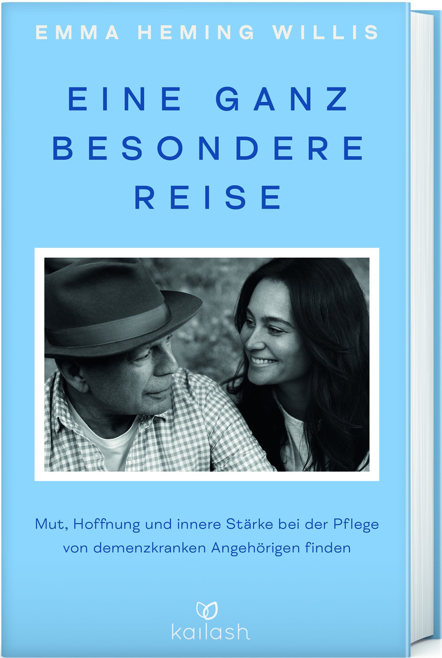 Cover: Bruce und Emma Willis lächeln sich an